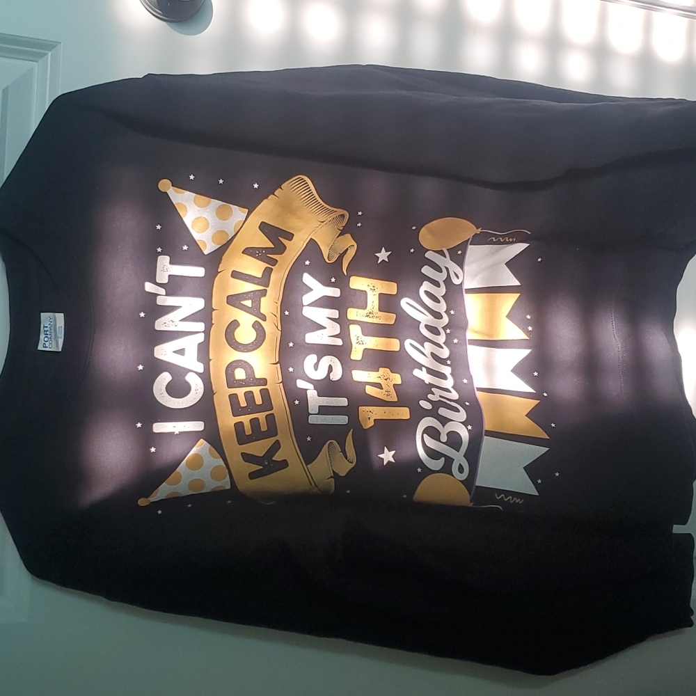Sweatshirt